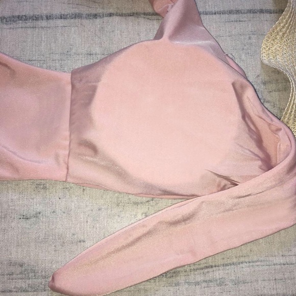 Pink bikini - Picture 6 of 6